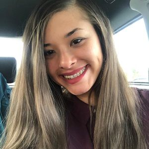 Meet your Posher, Stephanie